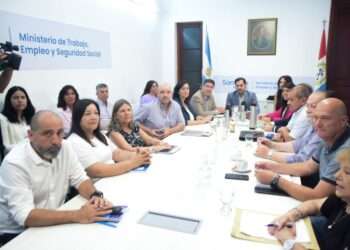 Paritarias de Gremios Docentes y Estatales