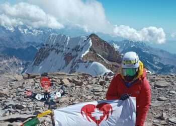 Ezequiel Vissani, montañista de Carcarañá cumple su objetivo de escalar el cerro Aconcagua.