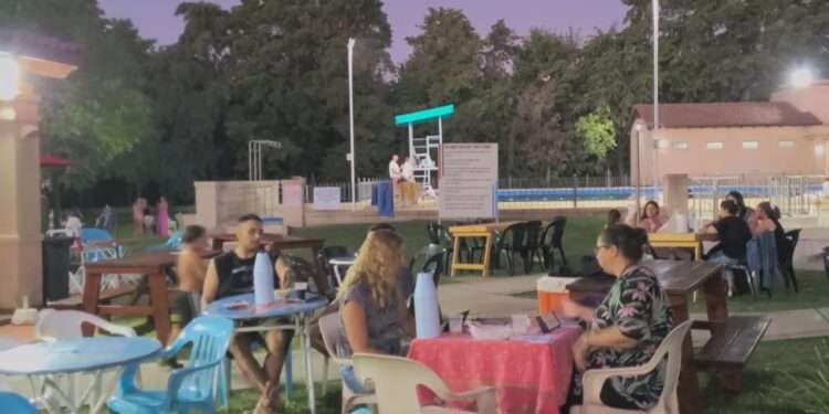 Verano en Carcarañá. Actividades en los balnearios y noches cálidas de piletas extendidas