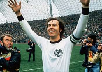 Murió Franz Beckenbauer, uno de los mejores futbolistas de la historia.