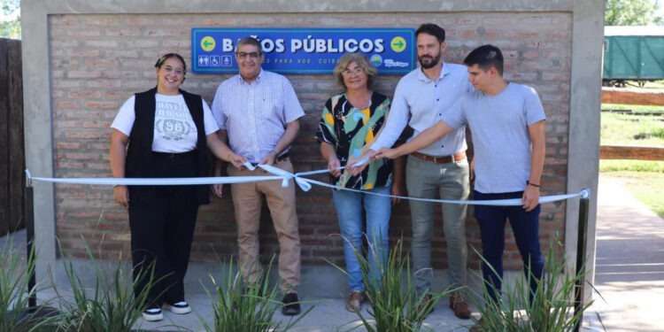 Se inauguraron nuevos baños públicos en los Espacios Verdes