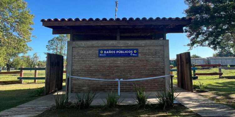 Se inauguraron nuevos baños públicos en los Espacios Verdes