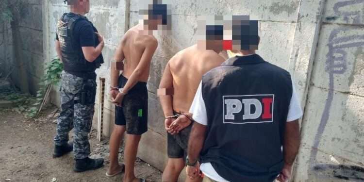 CARCARAÑA: PDI DETUVO A DOS JÓVENES POR NARCOMENUDEO