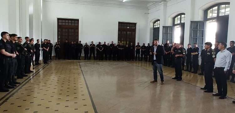 Llegaron a Rosario los 450 federales que anunció Bullrich.