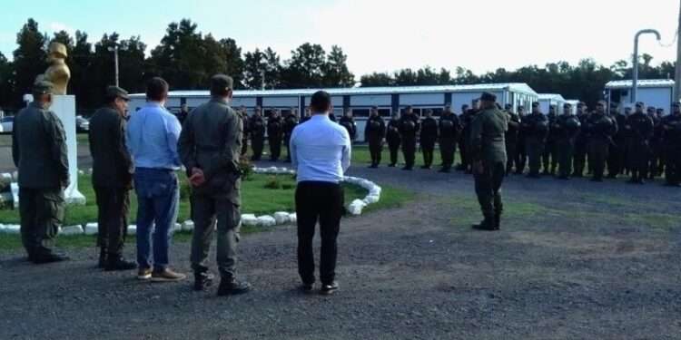 Llegaron a Rosario los 450 federales que anunció Bullrich.