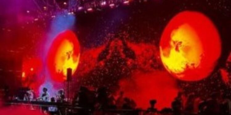 Megafiesta de disfraces 2024