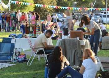 Domingo de Feria en  Plaza de la Mujer