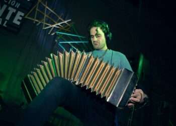 24º Peña Puentera: «Quiero cantar palabras que expresen mundos»