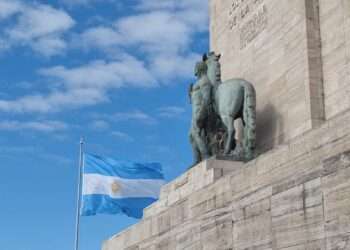 Rosario, Cuna de la Bandera, festeja el día de nuestro emblema nacional.