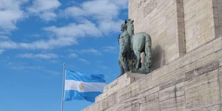 Rosario, Cuna de la Bandera, festeja el día de nuestro emblema nacional.