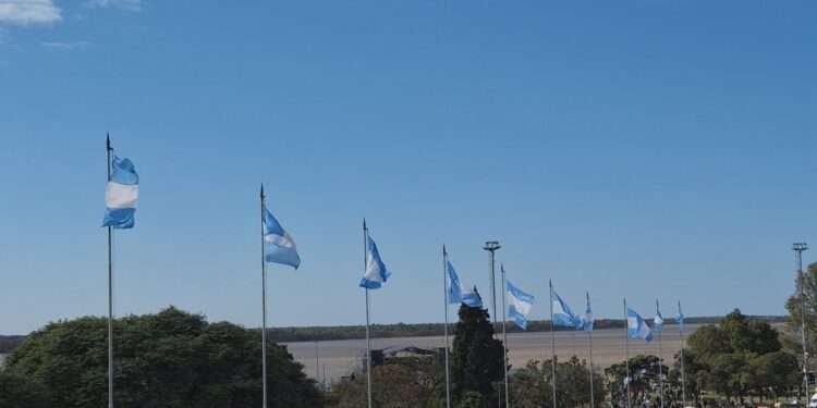 Rosario, Cuna de la Bandera, festeja el día de nuestro emblema nacional.
