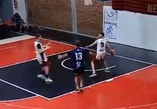 Cremería:Inolvidable partido del basquet de 1º División