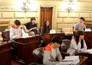 JÓVENES AL SENADO