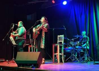 Inés Cañas presentó su álbum “Renacer”