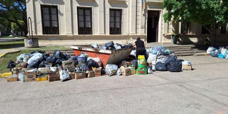 MÁS RÍO MENOS BASURA