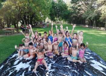 POSTALES DEL VERANO: LA ESCUELA DE NATACIÓN DEL PONTE DI FERRO.