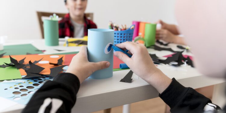 Centro de Innovación Tecnológica «Guillermo Benito» – Nuevos talleres que vinculan ciencia, arte, filosofía y creatividad.