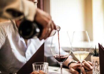 Muestra del Taller de Canto de Leo Ruffini – «Entre canciones y copas»