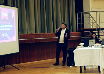 Charla del Dr. Hugo Fontanarrosa en la Sociedad Italiana sobre prevención y tratamiento del cáncer de mama