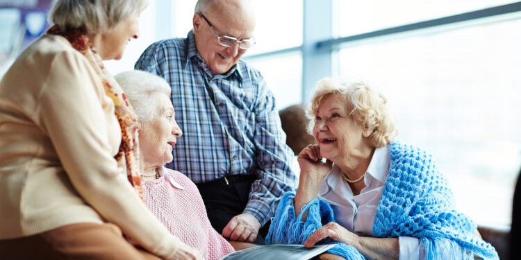Abuelos del Hogar SAMCO Carcarañá celebraron su día con una salida especial