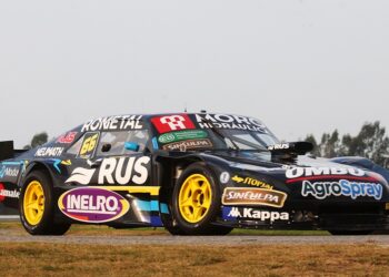 El equipo Rus Med Team mostró sus autos del TC en Carcarañá y cerró un gran fin de semana en Paraná