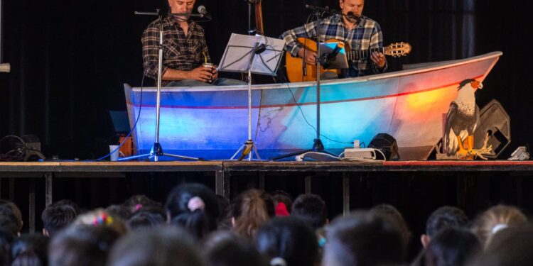 “HOY NECESITO UN RIO” EN SOCIEDAD ITALIANA