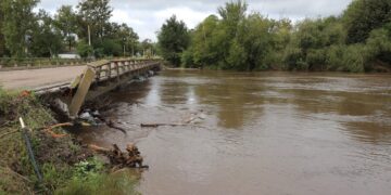 Temporal de lluvias copiosas vuelve a aumentar el cauce del Carcarañá.