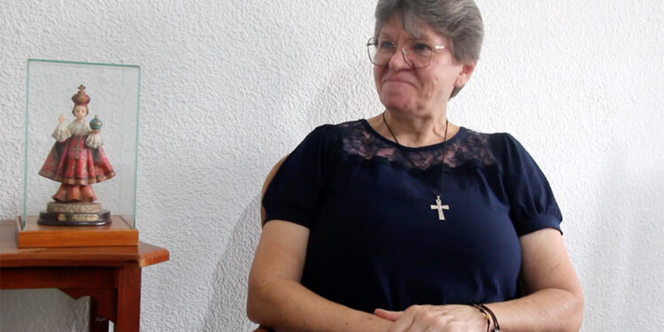 Visita al Colegio Niño Jesús de Praga