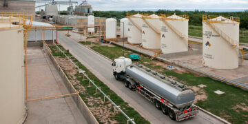Presentaron un proyecto para fortalecer la industria del biodiésel y ampliar su participación en YPF